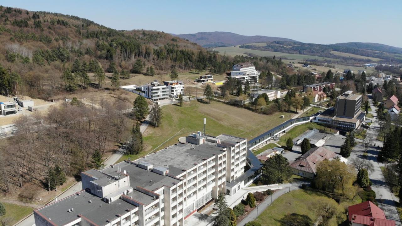 Penthouse Apartman Rezidencia Mineral Bardejovské Kúpele Exterior foto
